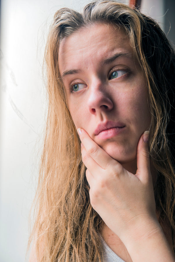 You wake up puffy and unrecognizable. It takes 2–3 hours before you look like yourself again.